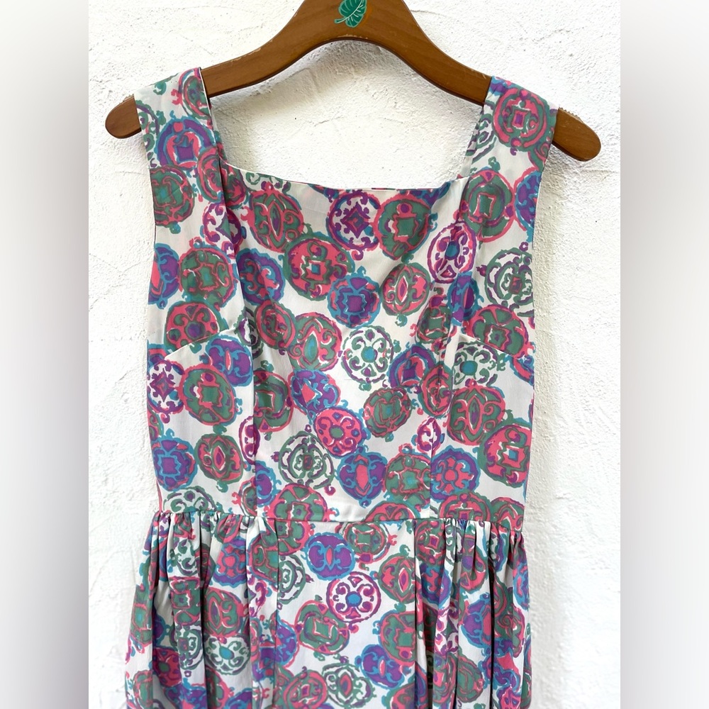 Vintage 60’s Dress /Boho MOD 60’s Dress Colorful Medallion Print/Med